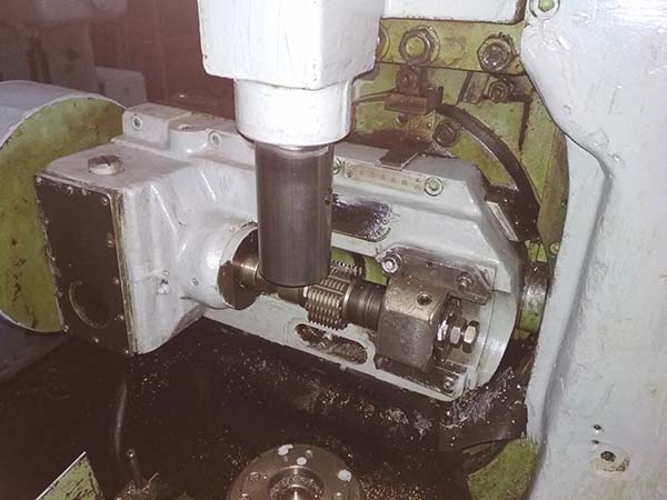 5Б310П напівавтомат зубофрезерный. Загальний вигляд 